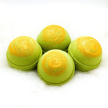 Load image into Gallery viewer, Matcha Green Tea Bath Bomb with Peppermint and Tea Tree essential oils 7 oz / Luxury Large Bath Bombs / Christmas Gift