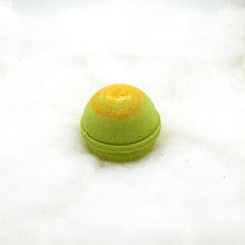 Load image into Gallery viewer, Matcha Green Tea Bath Bomb with Peppermint and Tea Tree essential oils 7 oz / Luxury Large Bath Bombs / Christmas Gift
